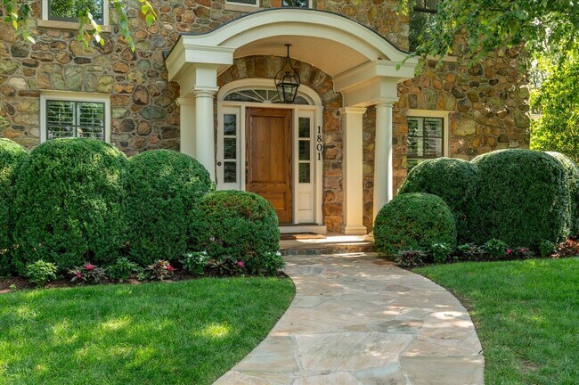 Photo - Exceptional Living in the Heart of Arlington, VA