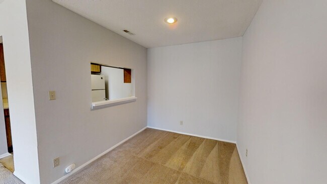 Dining Area - SomerStone Estates