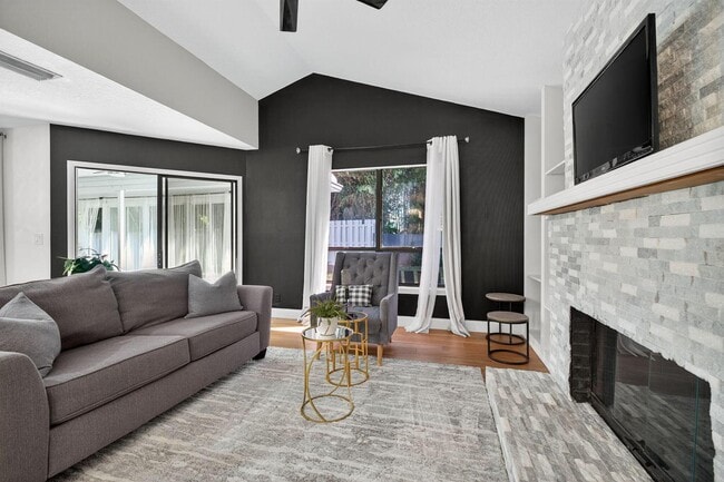 Photo - 2606 Monaco Ter