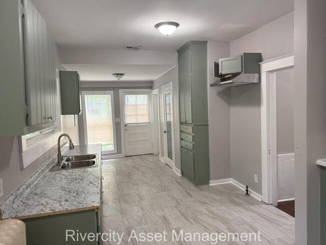 Photo - Midtown Masterpiece!!! Move-In Ready!!!!!