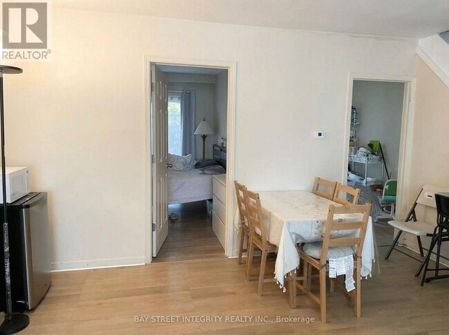 Photo - 248 Westcourt Pl