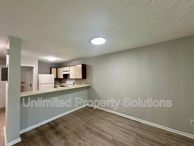 Photo - 205 Sunn Aire Ct