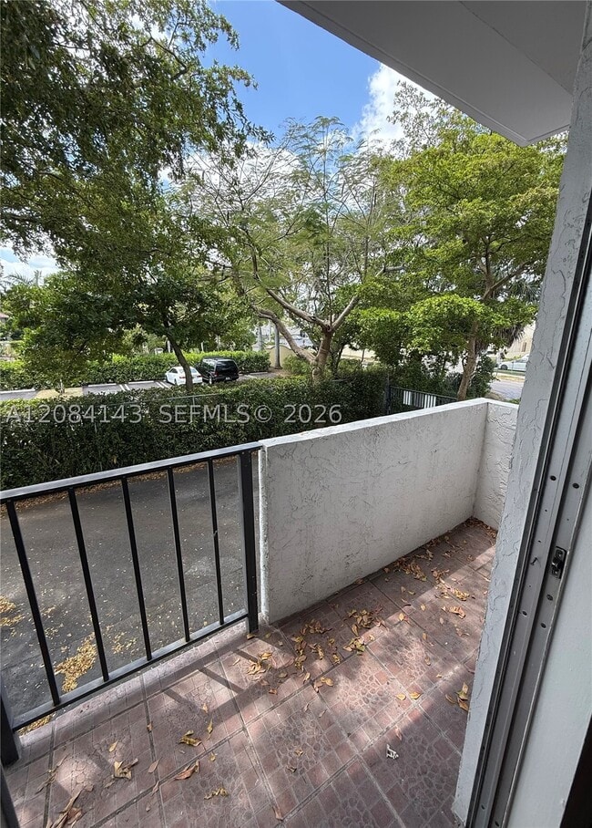 Photo - 8950 NE 8th Ave Unit 203