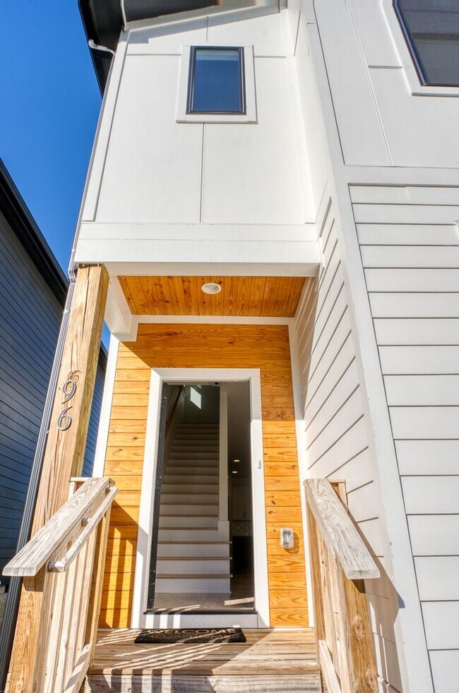 Photo - 96 Shields Ln