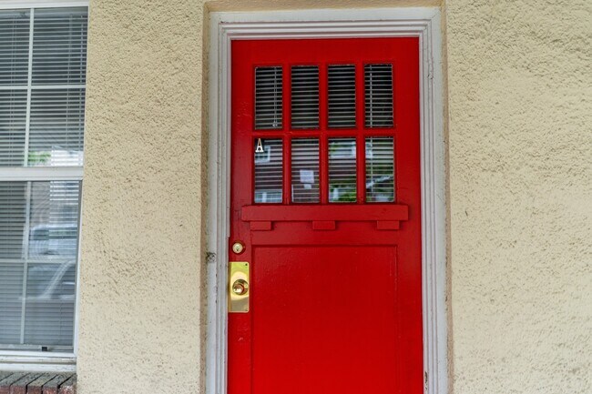 Photo - 1105 Hamilton Way Unit A