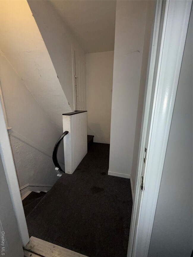 Photo - 54 Gifford Ave