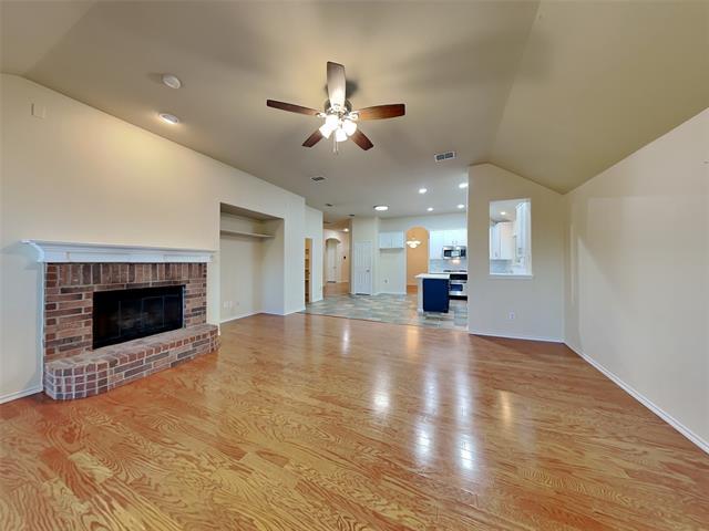 Photo - 1032 Bending Oak Dr