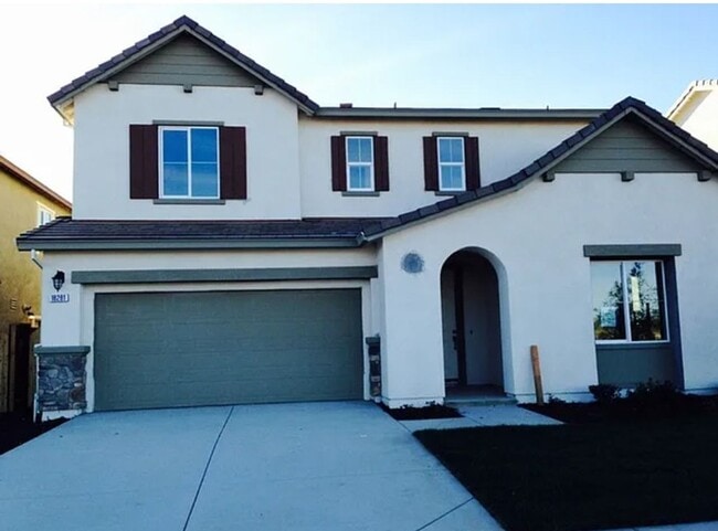Building Photo - Beautiful home in River Island