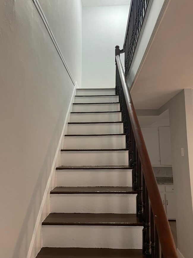 7 Olive St