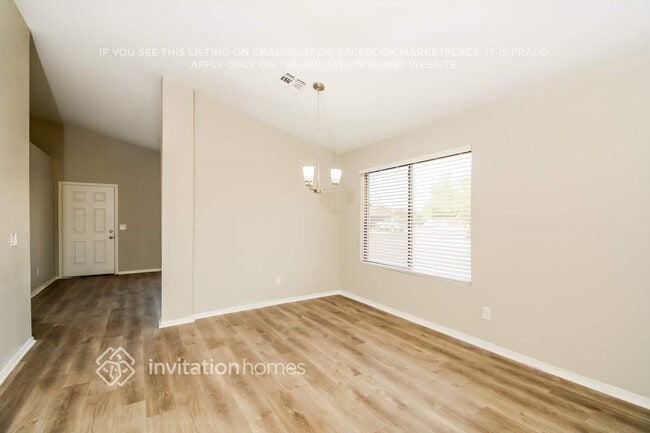 8544 W Elm St