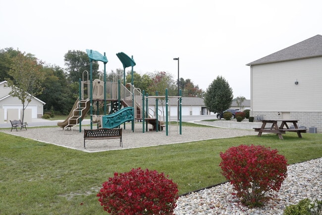 Briarwood Apartments and Villas