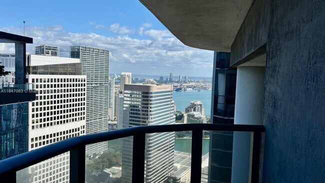 Building Photo - 801 S Miami Ave Unit 4706 Rental