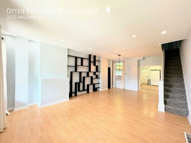 Photo - 3633 Wallace St