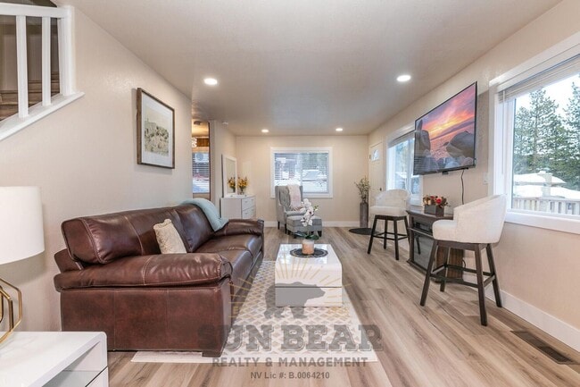 Photo - Bright Home in Incline!