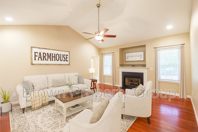 Photo - 3270 Argyll Dr