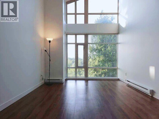 Photo - 3233 Wesbrook Mall Unité 3XX