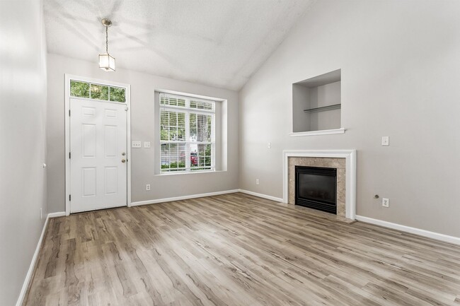 Photo - 108 Nathan Pl