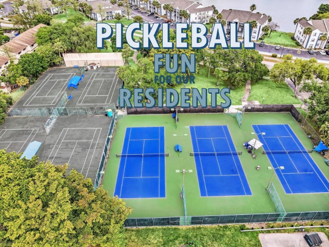 Photo - 2881 N Oakland Forest Dr Unidad 212