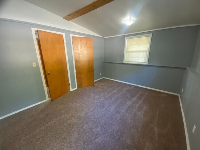 Photo - LONG TERM LAKEFRONT RENTAL 1B/1B  Apartment Camdenton Area Unit #3