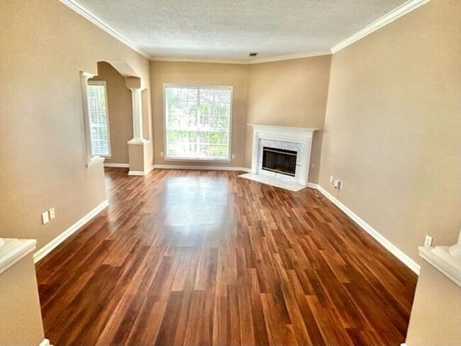 Photo - Spacious 4 bedroom with den available now in Cordova.
