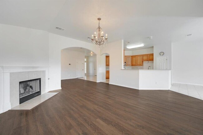 Photo - 917 Old Wick Castle Way