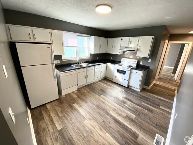 Building Photo - 801 Grand St Rental