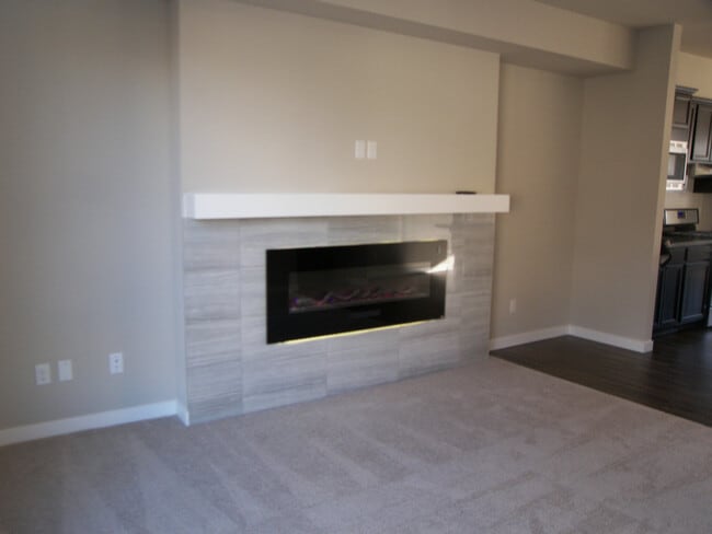 Photo - 729 112th St SW