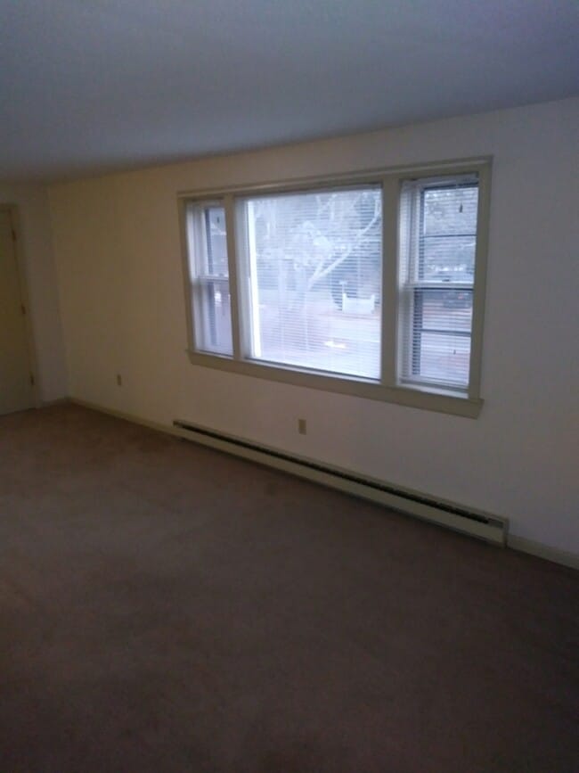 Photo - 70 Center St