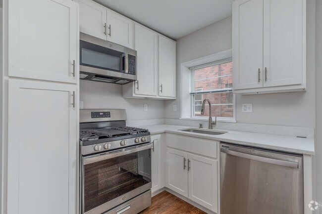 Building Photo - 5912 Loughborough Ave Unit 2 South Rental