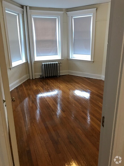 Building Photo - 1160 Boylston St Unit 31 Rental