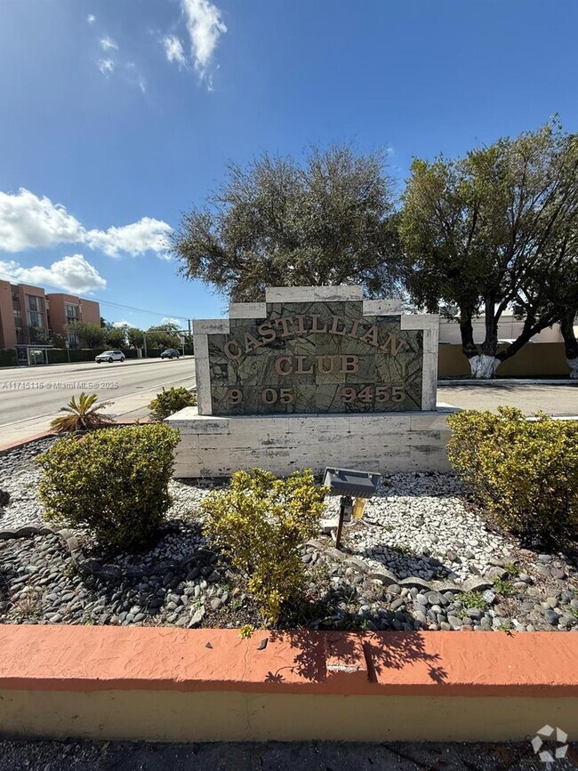 Building Photo - 9405 W Flagler St Unit D211 Rental