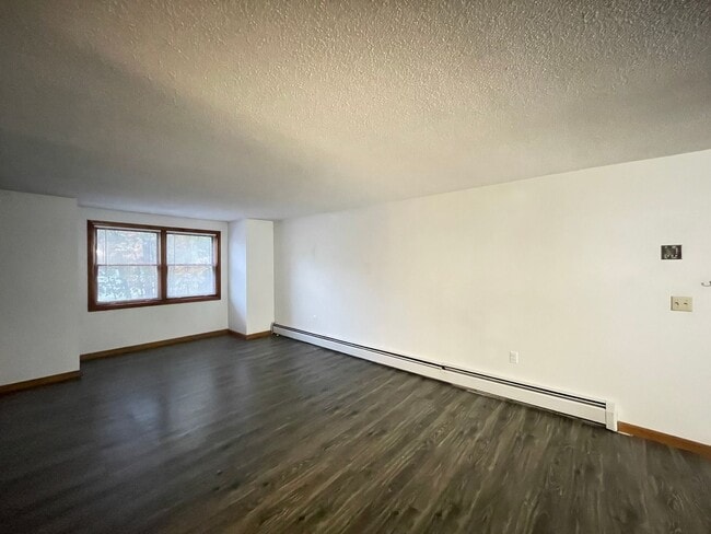 Photo - 37 Alice Dr Unit 104