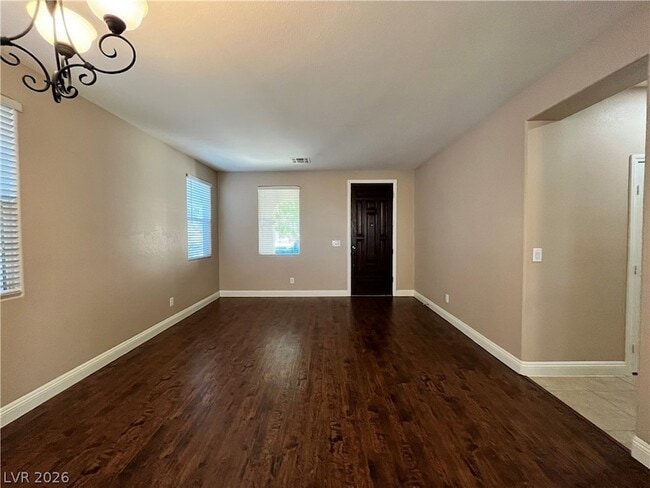 Photo - 548 Ivy Spring St