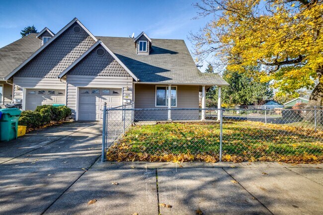 Building Photo - 3 Bed 2 Bath Duplex in Brentwood-Darlington | MOVE IN SPECIAL Unit 7130