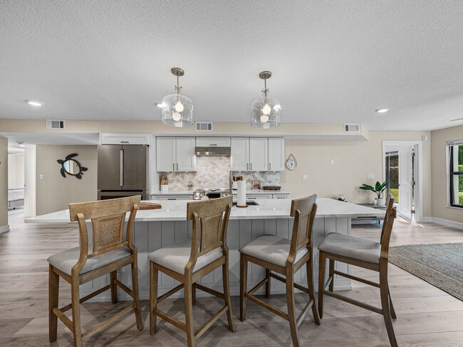 Building Photo - 4082 Belair Ln Unit 11