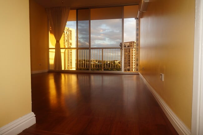 Photo - 98-450 Koauka Loop Condo Unit 711