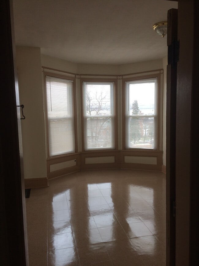 Photo - 47 Conger Ave Unidad 47 Conger Ave