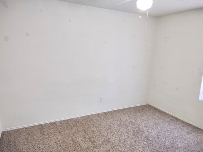 Photo - $1945  3 bedroom / 2 bath house in Quail Run in Sanger