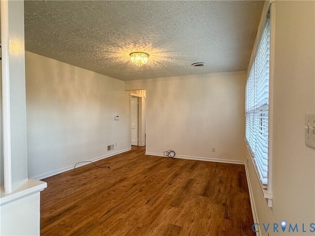 Photo - 3305 Luray St