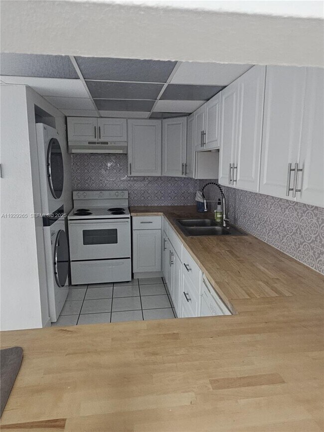 Photo - 10000 NW 80th Ct Unit 2430