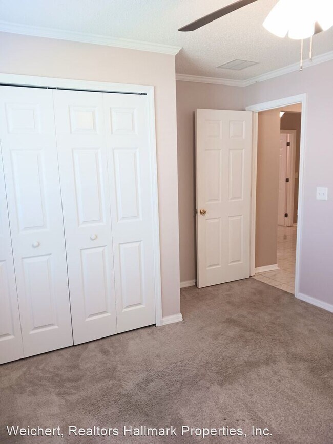 Photo - 3 br, 2 bath House - 4162 Waltham Forest Dr