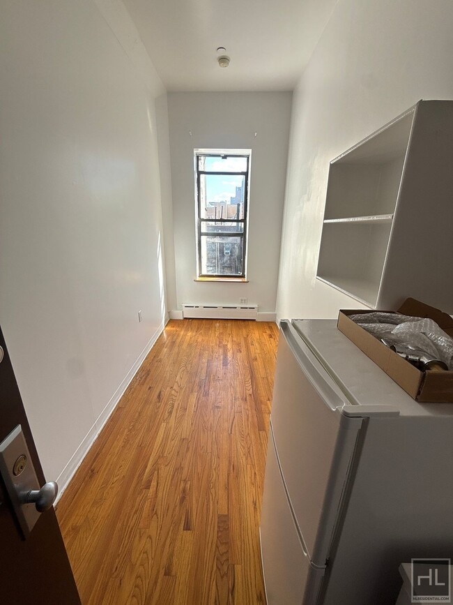 Micro-Living for Creators: SRO Studio on Legendary Saint Mark’s Place