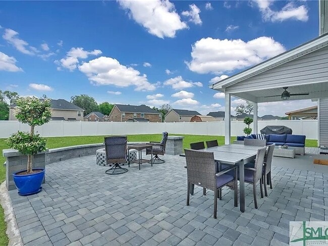Photo - 4 bedroom beautiful home available August 10!!
