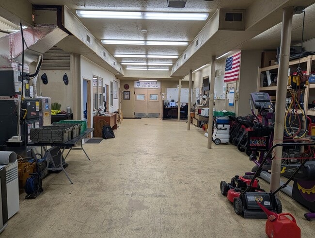 1500 Wilson Ave Unit 1st Floor