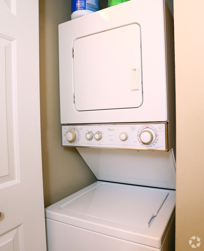 Windbrooke Crossing Apartments Buffalo Grove, IL