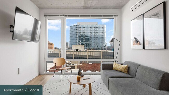 Building Photo - 851 W Blackhawk St Rental