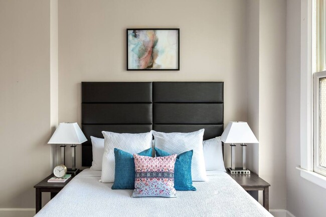 Hibernia Tower Apartments