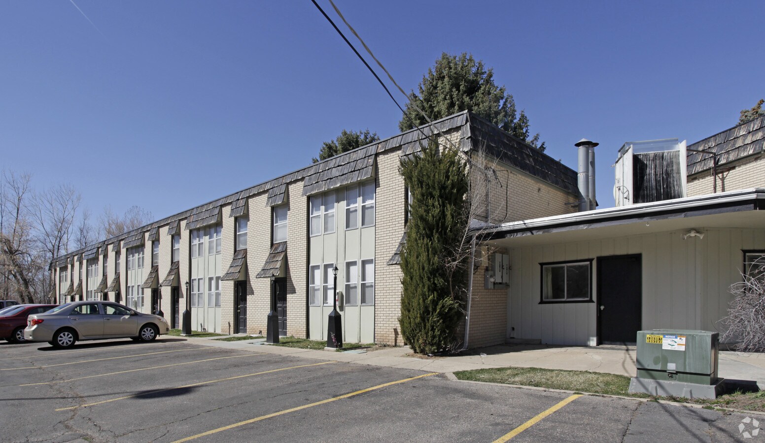 Photo - Brook Hollow Apartments