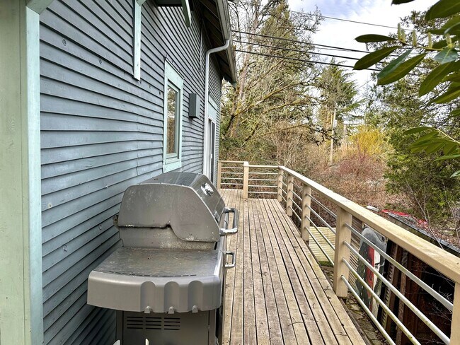 Photo - Spacious 1-Bedroom Home with Expansive Living Space