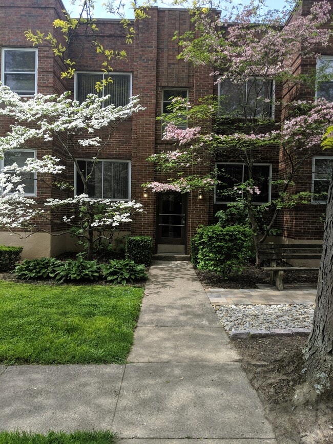 Photo - 6932 Murray Ave Unit 6